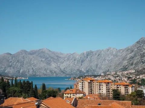 Sale, house, 300m², Kotor, Crna Gora - image 9