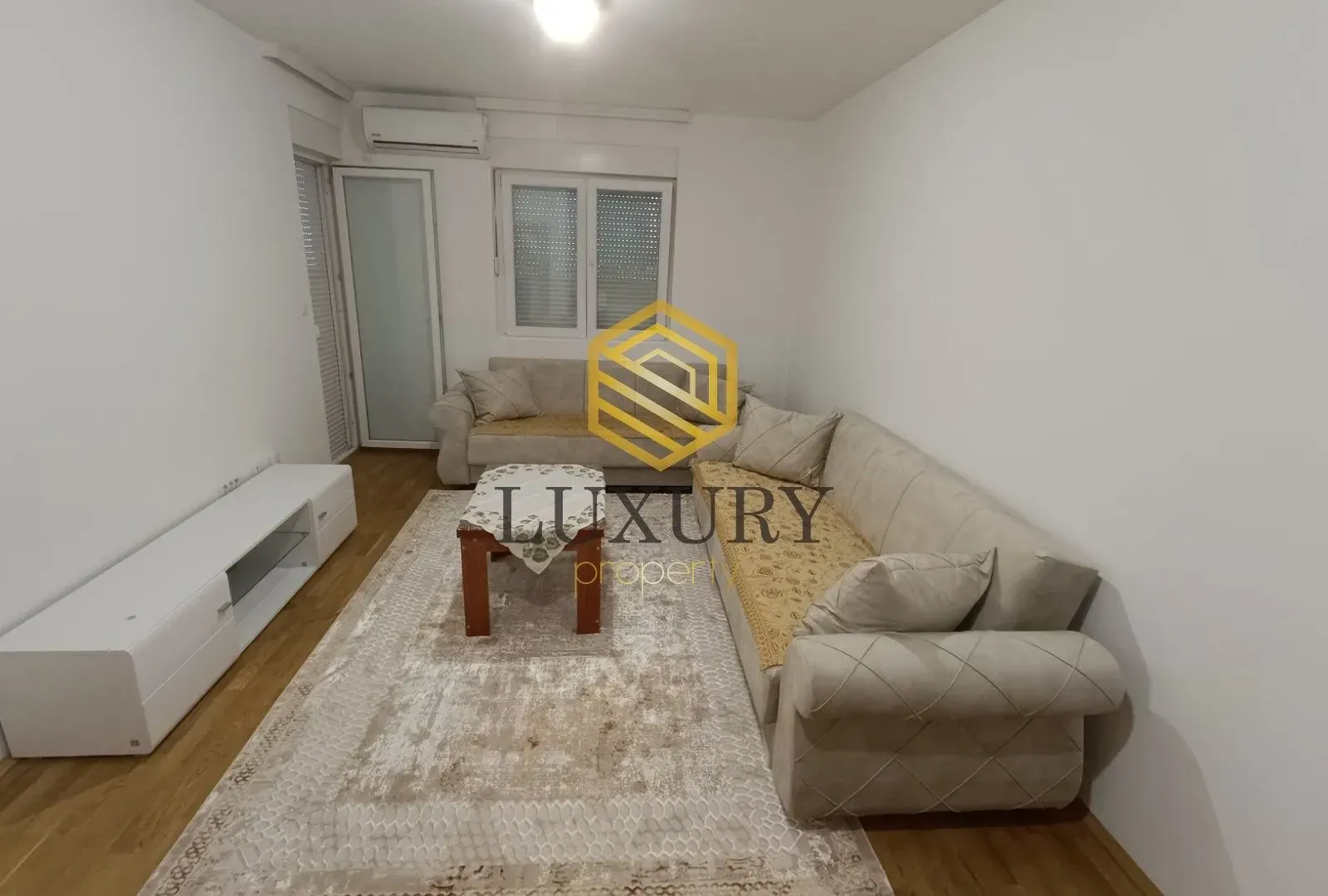 Rent, one bedroom apartment, 50m², Stari Aerodrom, Podgorica