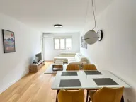 Izdavanje, dvosoban stan, 76m², Central Point, Podgorica - image 2