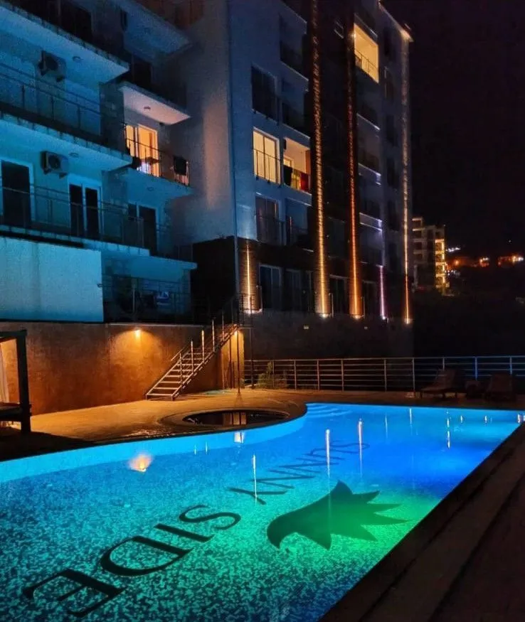 Izdavanje, jednosoban stan, 45m², Bečići, Budva