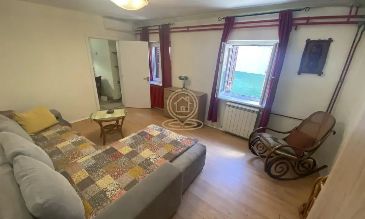 Izdavanje, jednosoban stan, 40m², Bogoslovija, Palilula Sve Podlokacije