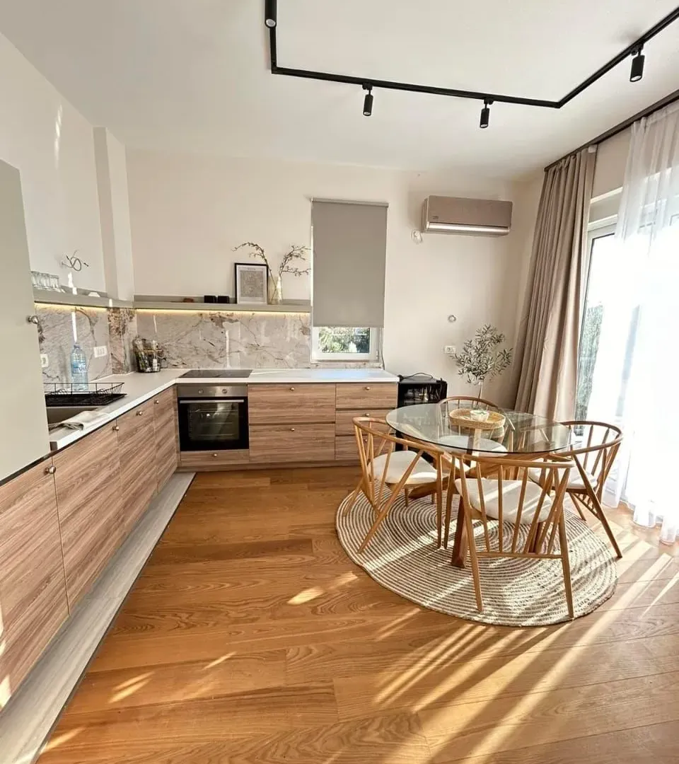 Prodaja, dvosoban stan, 76m², Budva, Crna Gora
