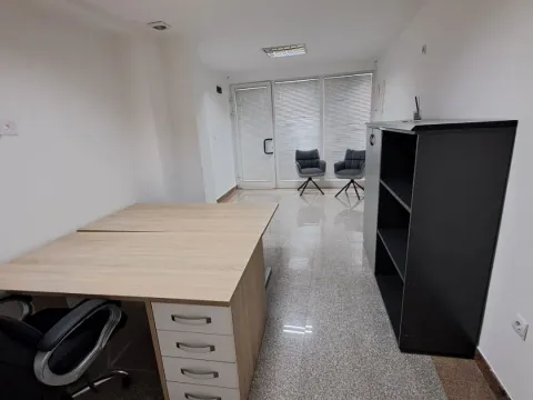Sale, office space, 22m², Centar, Podgorica - image 2