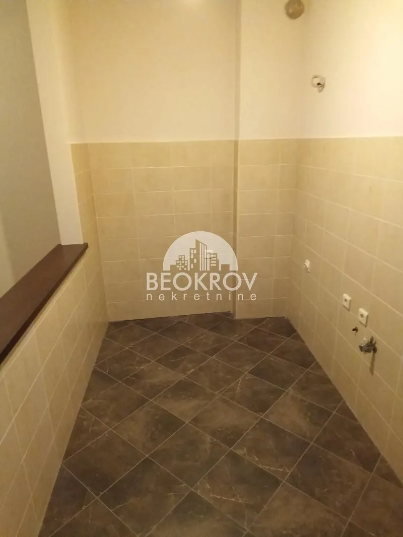 Sale, three bedroom apartment, 74m², Vračar Hram, Vračar Sve Podlokacije