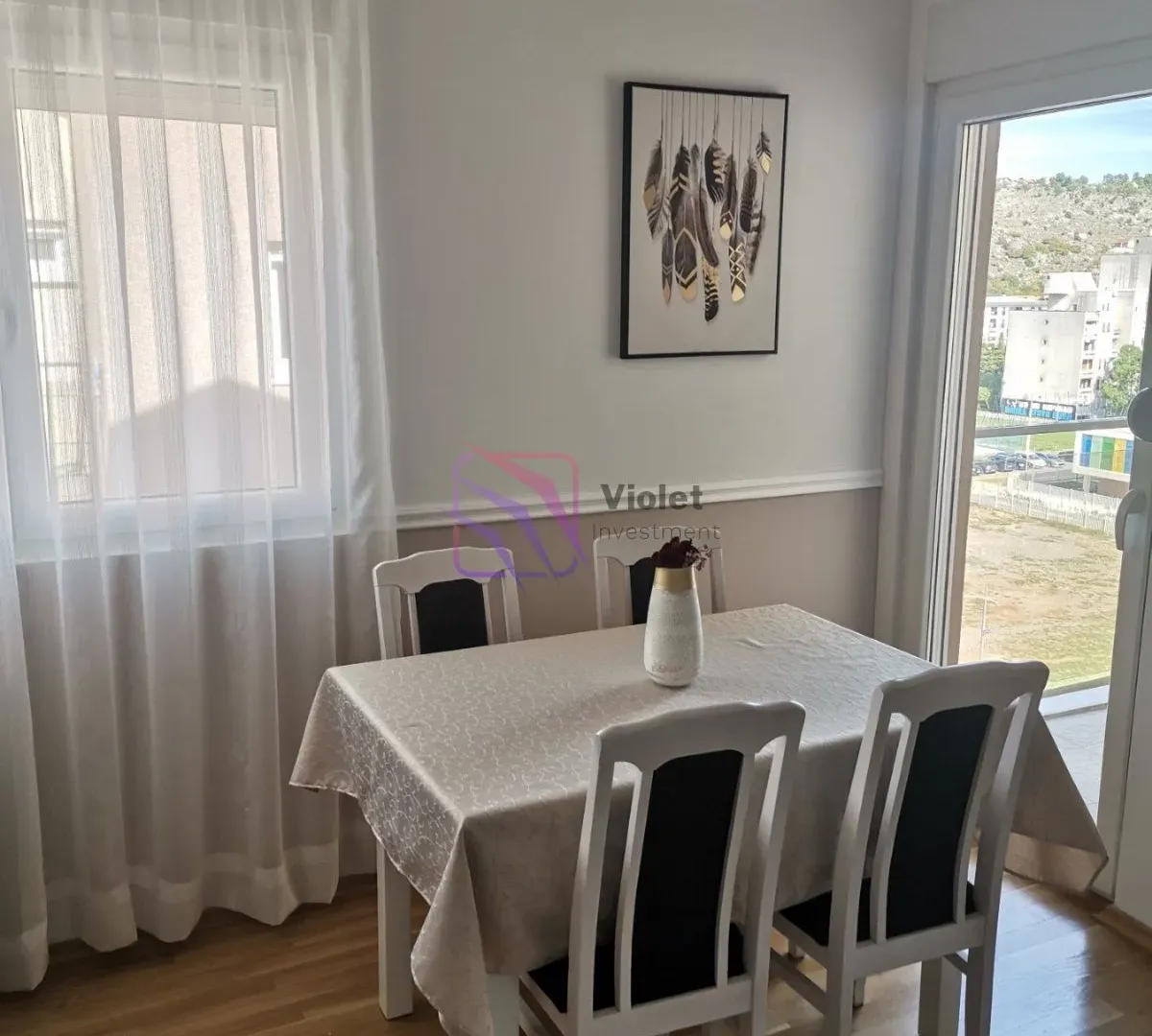Izdavanje, jednosoban stan, 50m², Blok 9, Podgorica