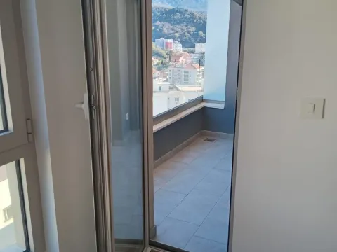 Prodaja, dvosoban stan, 43m², Bečići, Budva - image 3