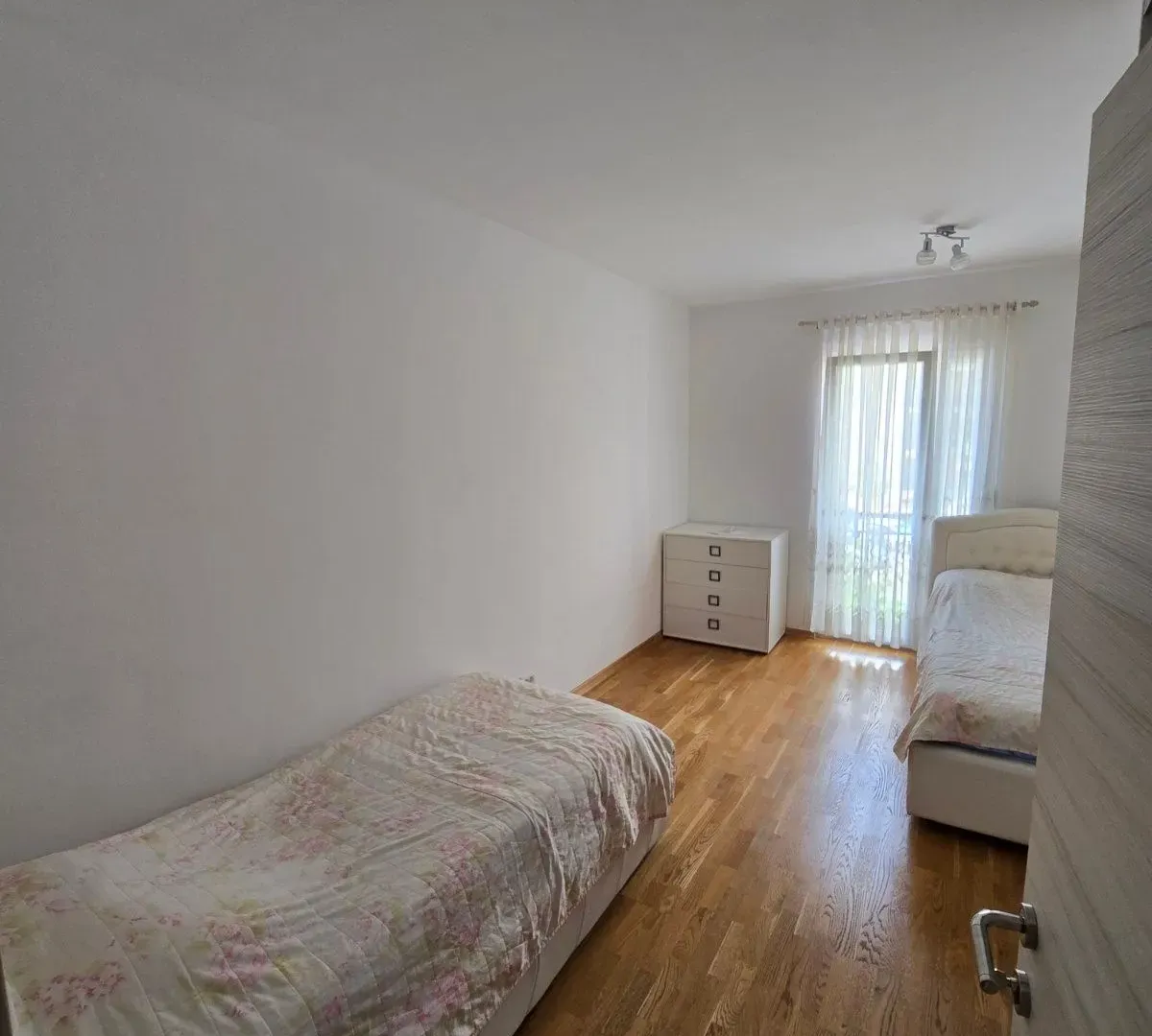 Prodaja, dvosoban stan, 73m², Ljubović, Podgorica