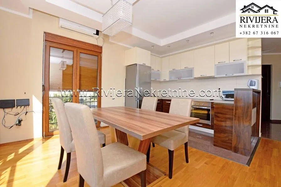 Prodaja, kuća, 227m², Zelenika, Herceg Novi