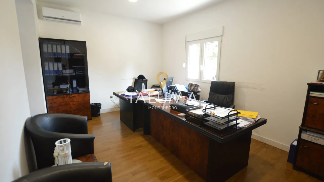 Prodaja, jednosoban stan, 35m², Blok 9, Podgorica