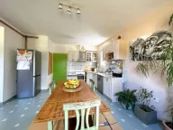 Prodaja, kuća, 233m², Tološi, Podgorica - image 6