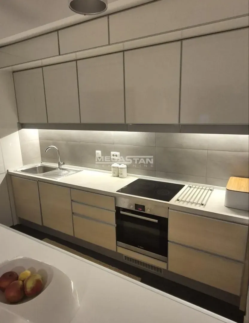 Sale, three bedroom apartment, 83m², Novi Beograd Blok 65, Novi Beograd Sve Podlokacije