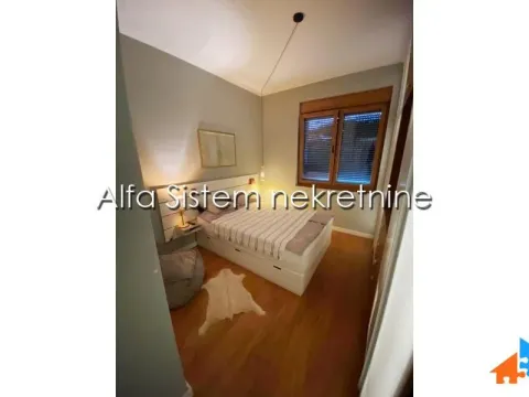 Rent, two bedroom apartment, 41m², Savski Venac, Beograd - image 12