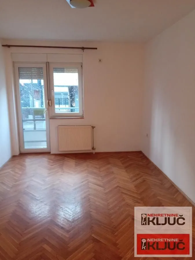 Izdavanje, jednosoban stan, 36m², Grbavica, Novi Sad Sve Podlokacije