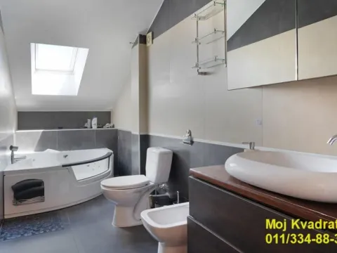 Sale, four bedroom apartment, 125m², Autokomanda, Voždovac Sve Podlokacije - image 10