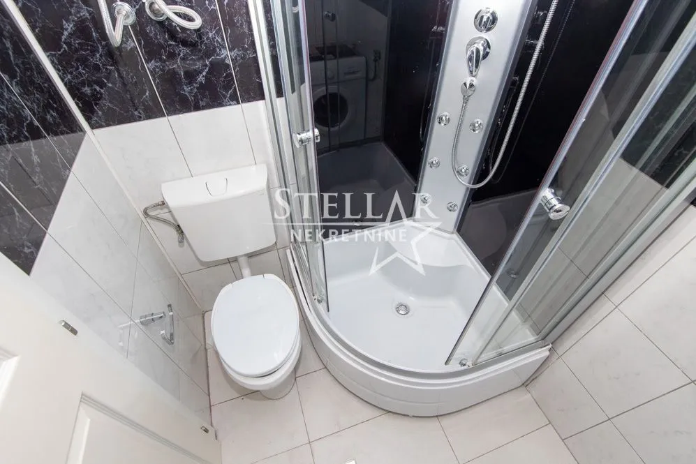 Izdavanje, dvosoban stan, 70m², Preko Morače, Podgorica