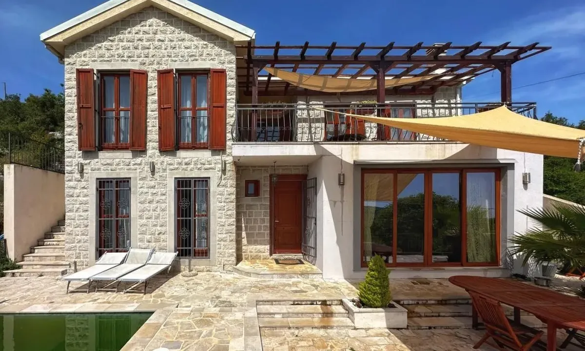 Prodaja, kuća, 162m², Zagora, Kotor