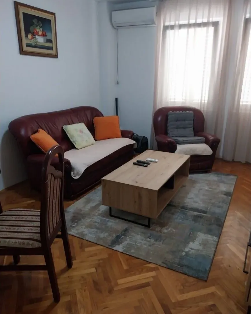Izdavanje, jednosoban stan, 45m², Budva, Crna Gora