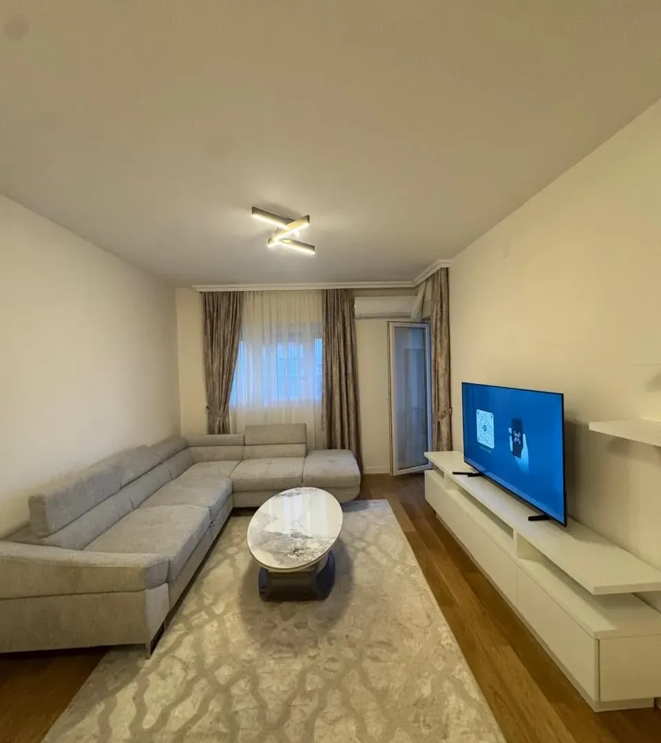 Rent, one bedroom apartment, 42m², Central Point, Podgorica