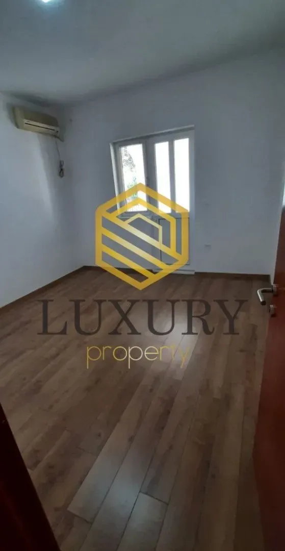Rent, office space, 100m², Stari Aerodrom, Podgorica