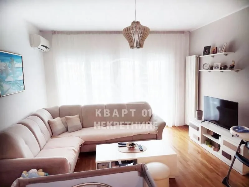 Prodaja, dvosoban stan, 50m², Đeram Pijaca, Beograd