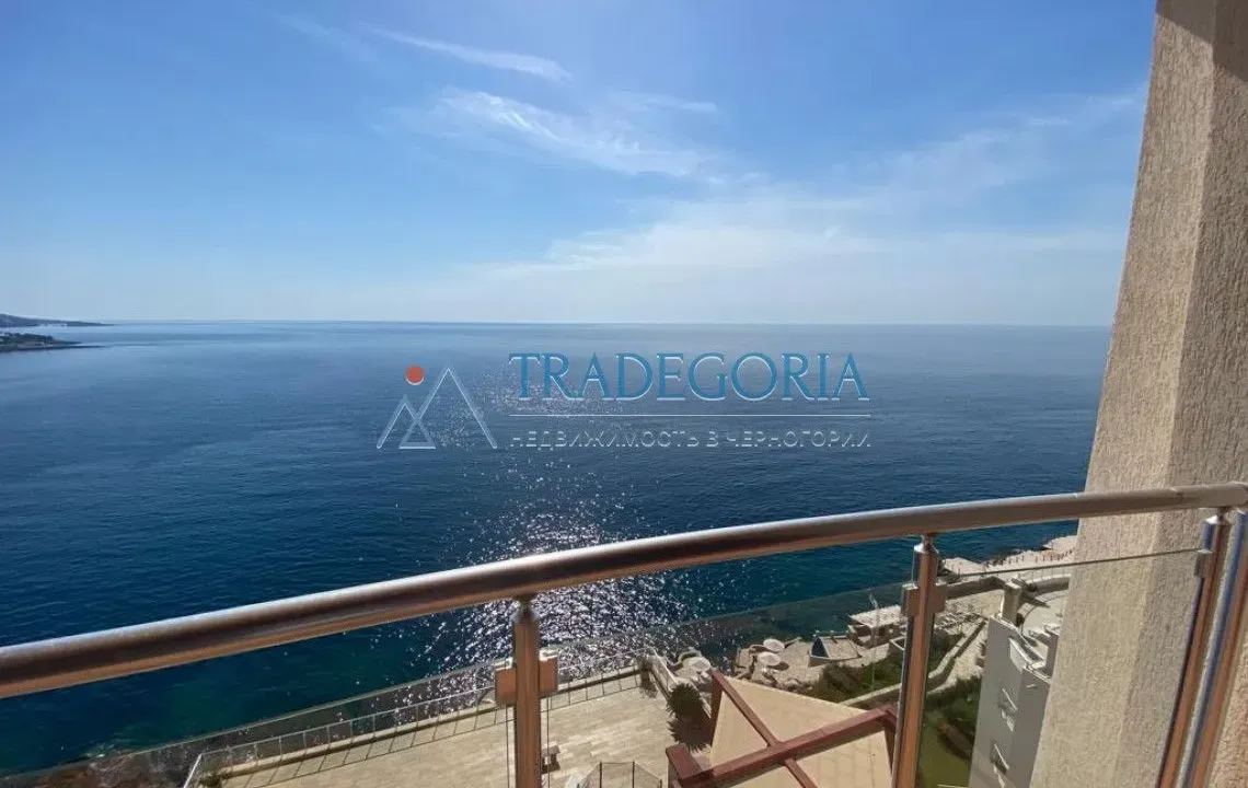 Prodaja, trosoban stan, 227m², Dobra Voda, Budva