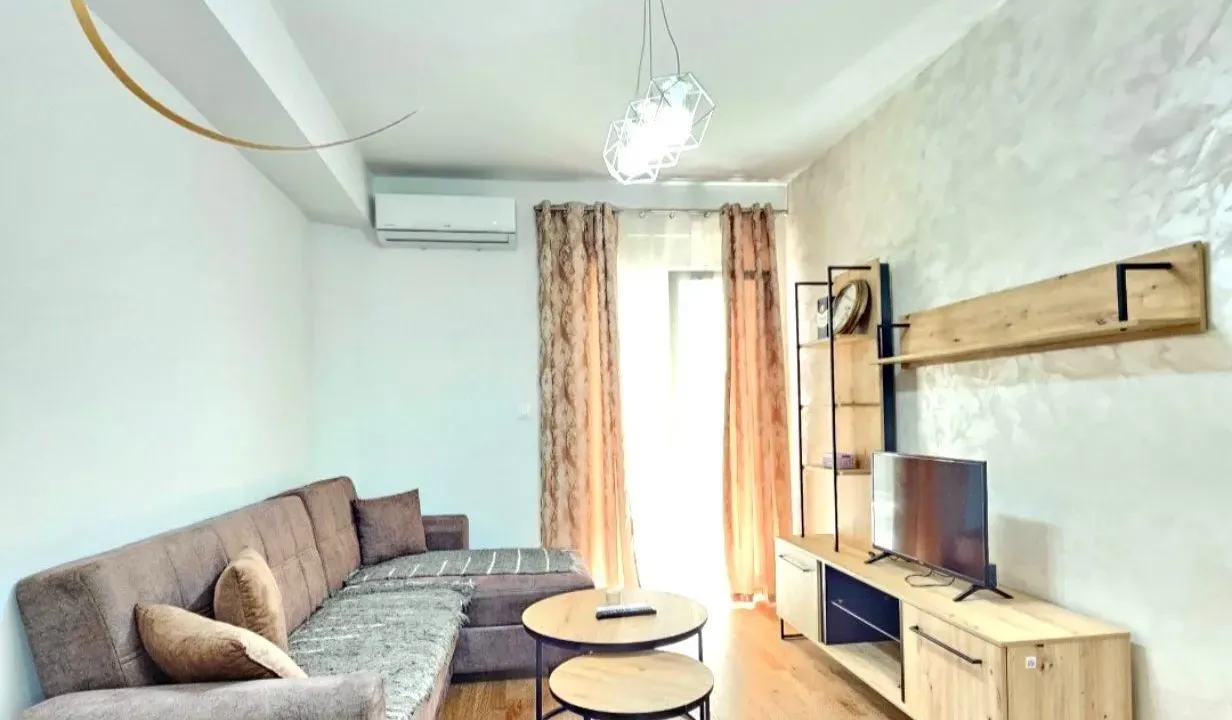 Rent, one bedroom apartment, 35m², Stari Aerodrom, Podgorica