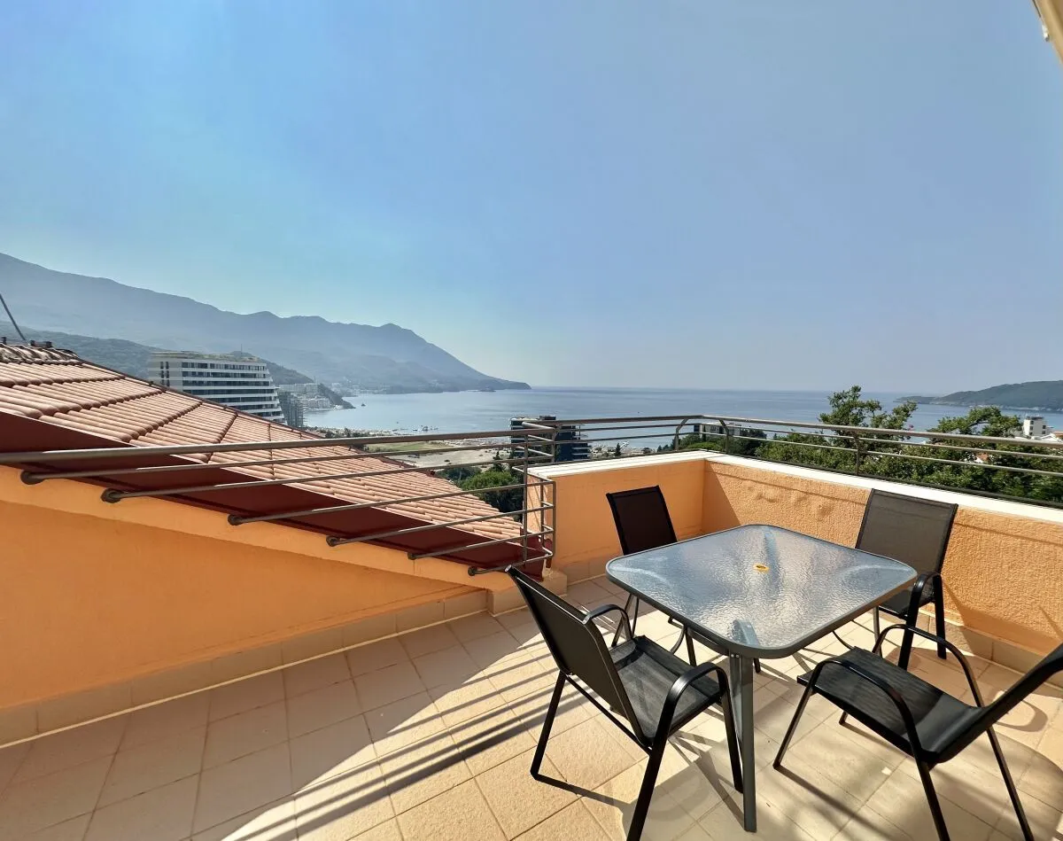 Sale, two bedroom apartment, 80m², Bečići, Budva