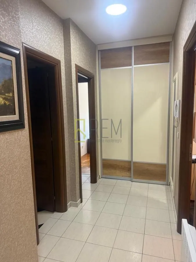 Rent, two bedroom apartment, 90m², Podgorica, Crna Gora