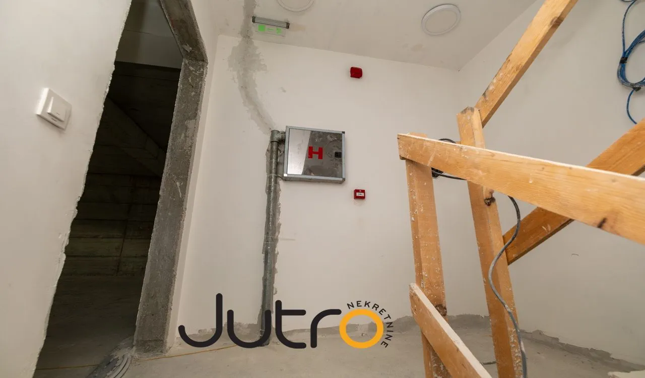 Rent, office space, 178m², Podgorica, Crna Gora