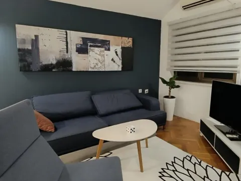 Rent, one bedroom apartment, 35m², Preko Morače, Podgorica - image 2