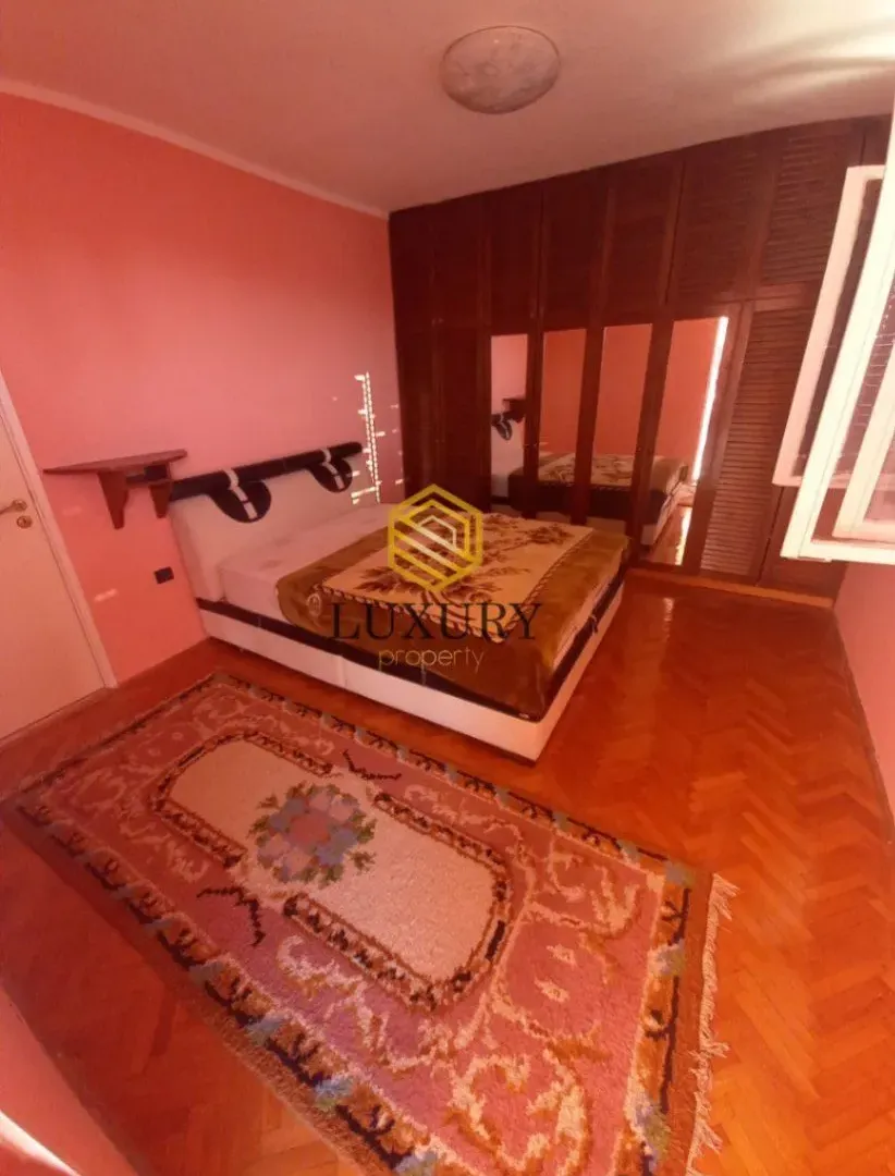 Rent, three bedroom apartment, 850m², Nova Dalmatinska, Podgorica