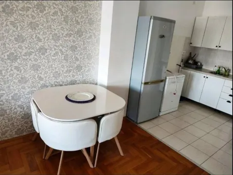 Izdavanje, jednosoban stan, 54m², City Kvart, Podgorica - image 16