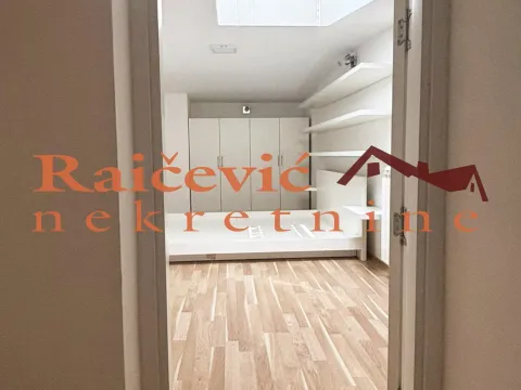 Prodaja, četvorosoban stan, 84m², Lion, Zvezdara Sve Podlokacije - image 10