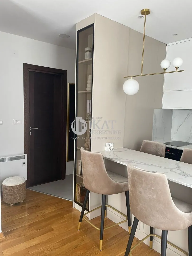 Prodaja, jednosoban stan, 33m², Centar, Zlatibor