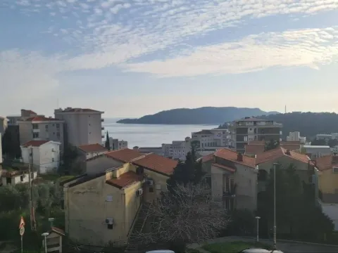 Sale, two bedroom apartment, 67m², Bečići, Budva - image 1