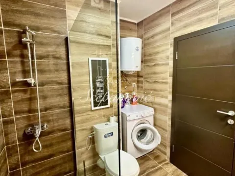 Sale, two bedroom apartment, 44m², Adamovićevo Naselje, Novi Sad Sve Podlokacije - image 11