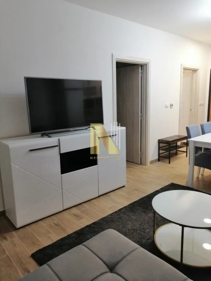 Izdavanje, dvosoban stan, 43m², Telep, Novi Sad Sve Podlokacije