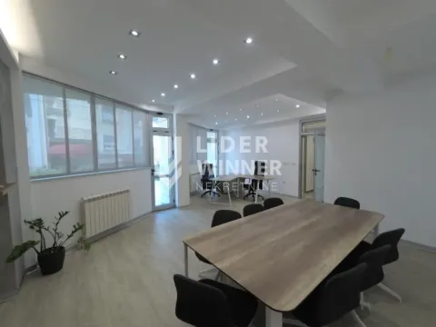 Izdavanje, poslovni prostor, 160m², Autokomanda, Voždovac Sve Podlokacije - image 5