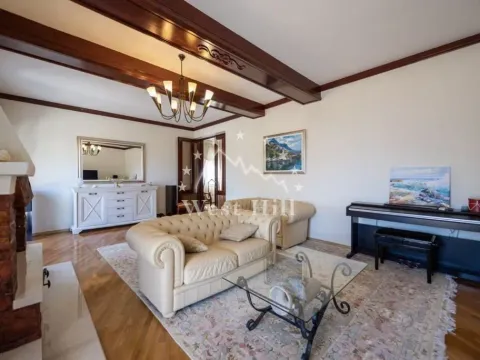 Sale, house, 450m², Kotor, Crna Gora - image 22