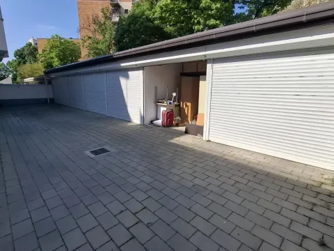 Izdavanje, trosoban stan, 70m², Sajmište, Novi Sad - image 19