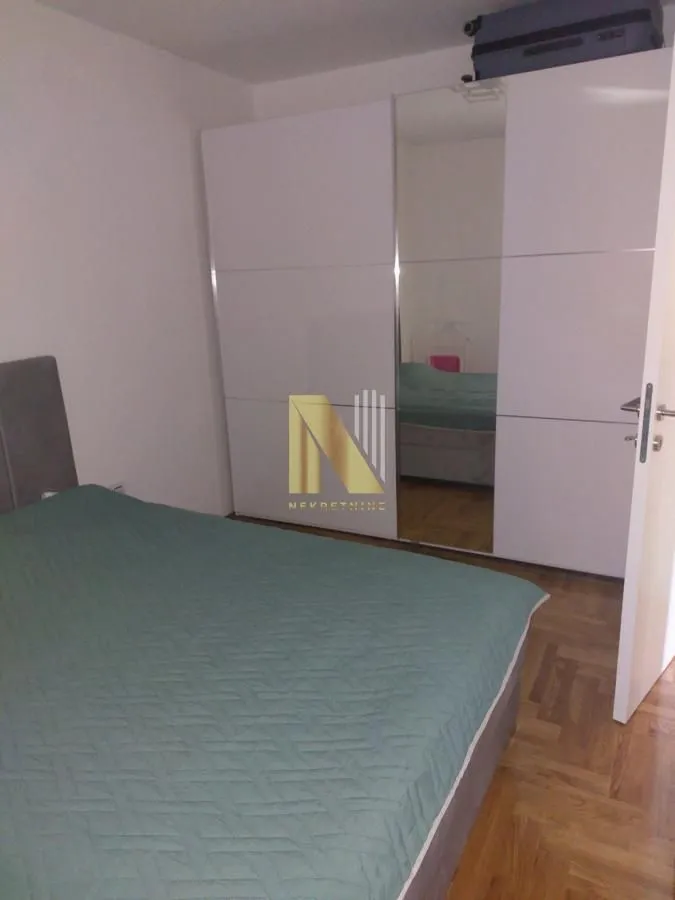 Izdavanje, jednosoban stan, 37m², Bulevar patrijarha Pavla, Novi Sad Sve Podlokacije