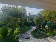 Rent, house, 200m², Tološi, Podgorica - image 2