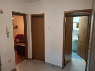Izdavanje, dvosoban stan, 70m², Stari Aerodrom, Podgorica - image 3