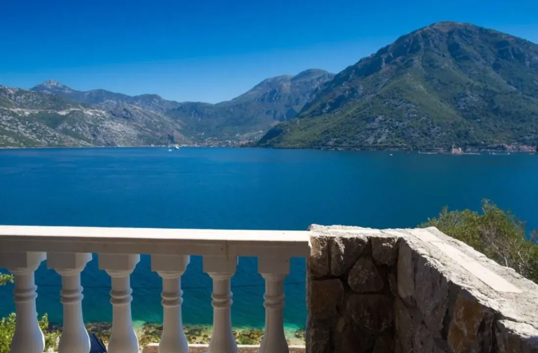 Sale, house, 235m², Kostanjica, Kotor