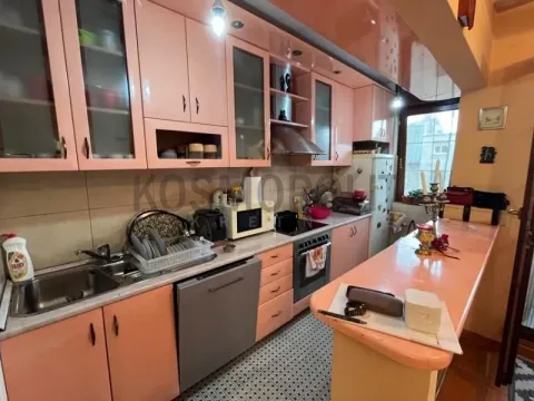 Sale, four bedroom apartment, 110m², Vukov Spomenik, Zvezdara Sve Podlokacije - image 3