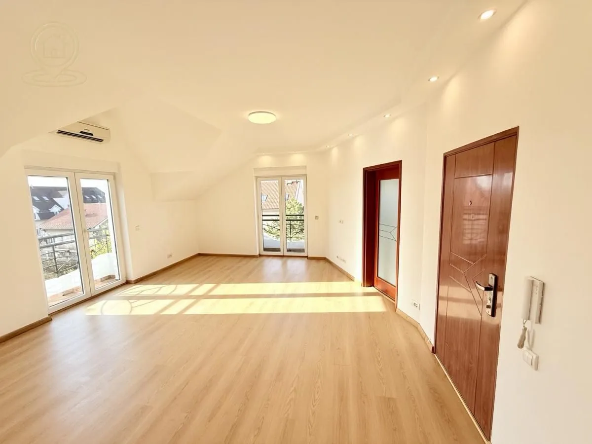 Rent, office space, 64m², Čukarica, Beograd