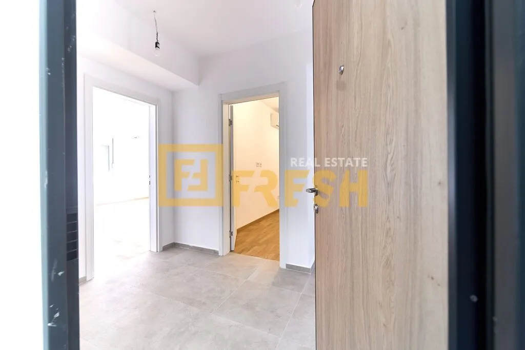 Prodaja, trosoban stan, 104m², Stari Aerodrom, Podgorica