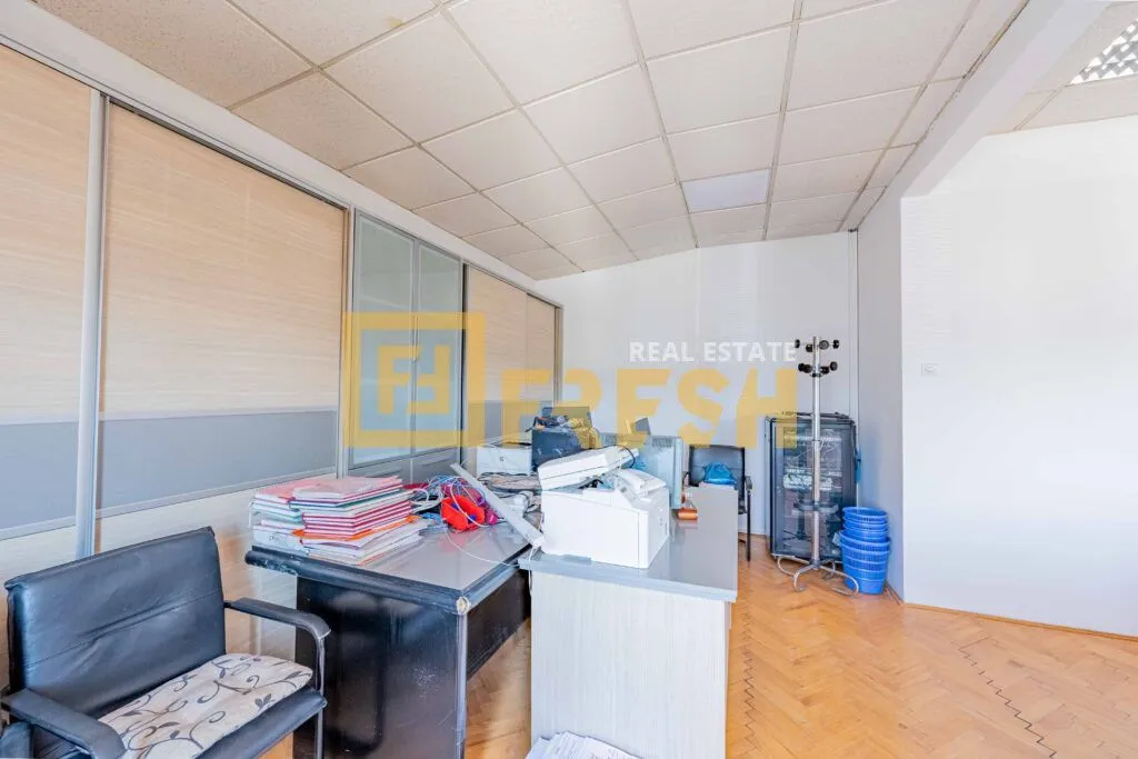 Sale, office space, 106m², Stari Aerodrom, Podgorica