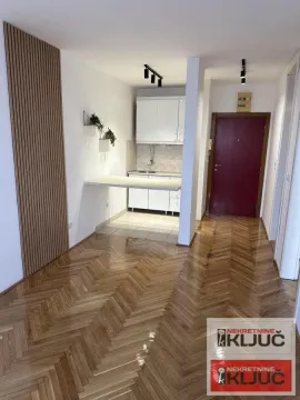 Prodaja, jednosoban stan, 35m², Bulevar Oslobodjenja, Novi Sad Sve Podlokacije - image 3