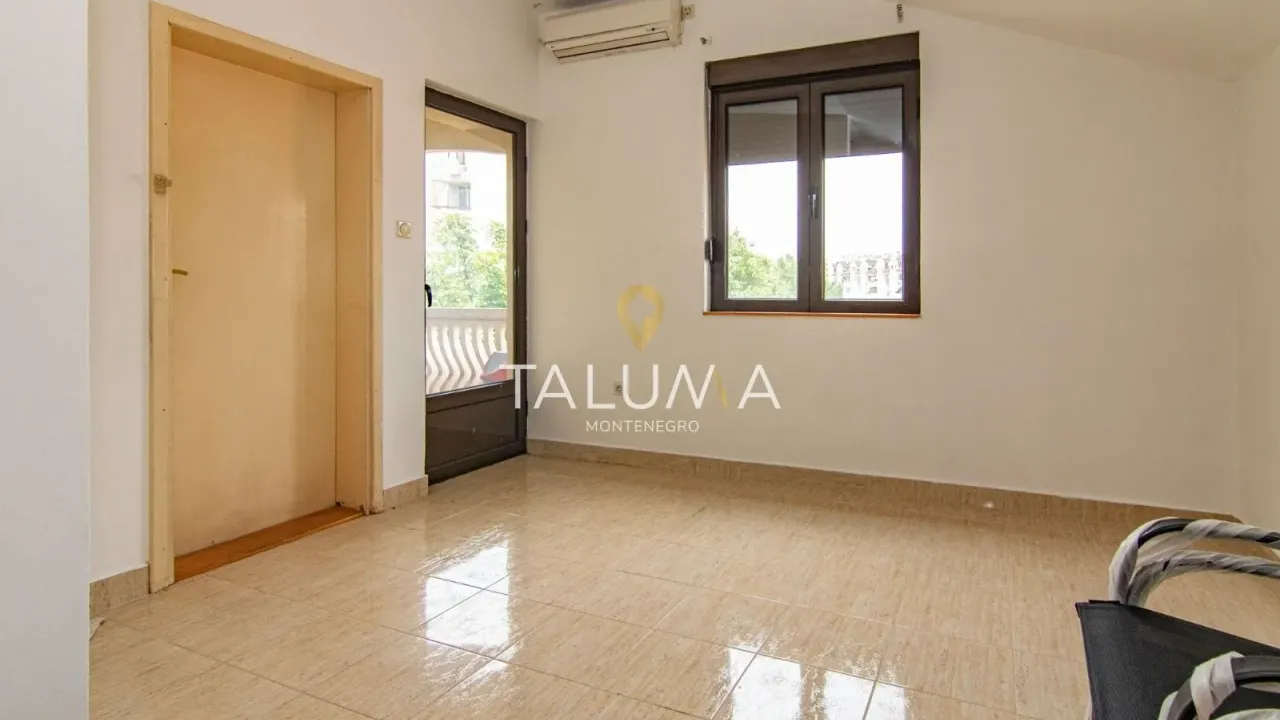 Izdavanje, poslovni prostor, 120m², Stari Aerodrom, Podgorica